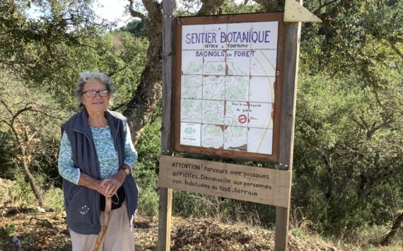 Balade sur un sentier botanique fleuri